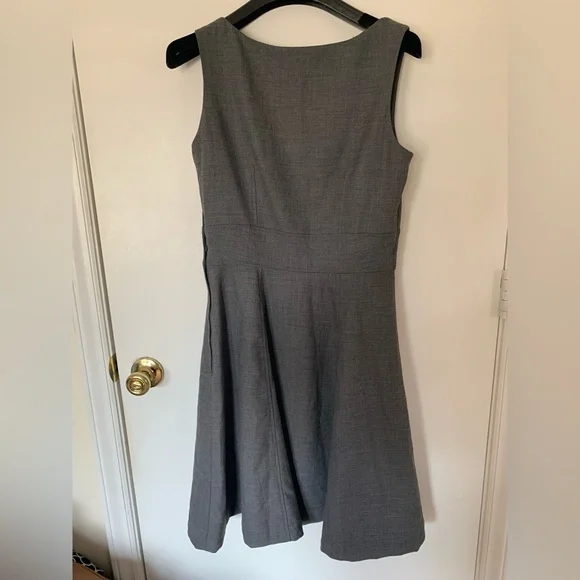 H&M fit and flare Dress size 8 - Picture 2 of 6